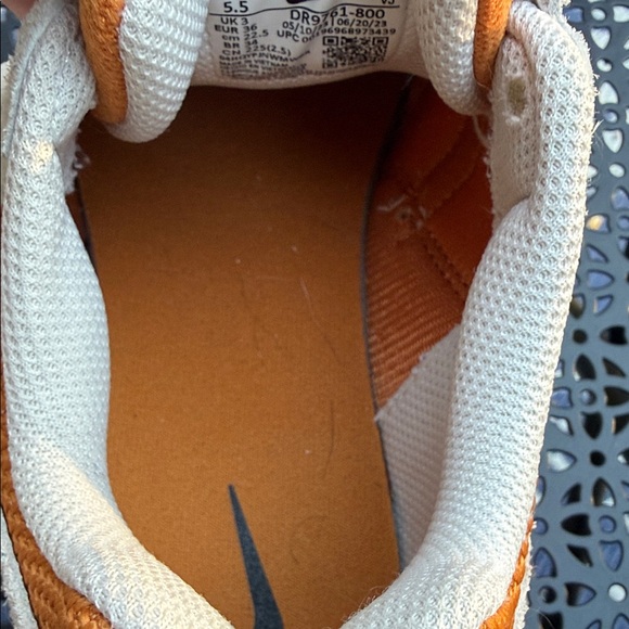 Nike Women's Sneakers in Orange and White - Picture 4 of 9
